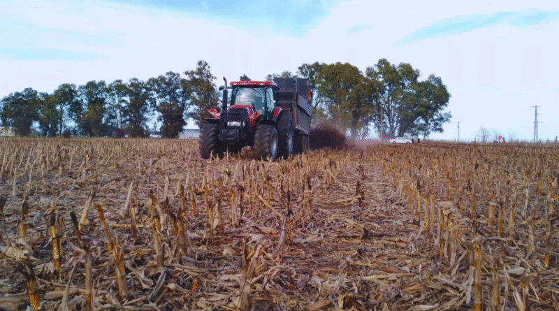El aprovechamiento del estiércol mejora hasta un 26 % los rindes de los cultivos