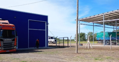 Zona Primaria Aduanera de Mayor Buratovich en pleno funcionamiento